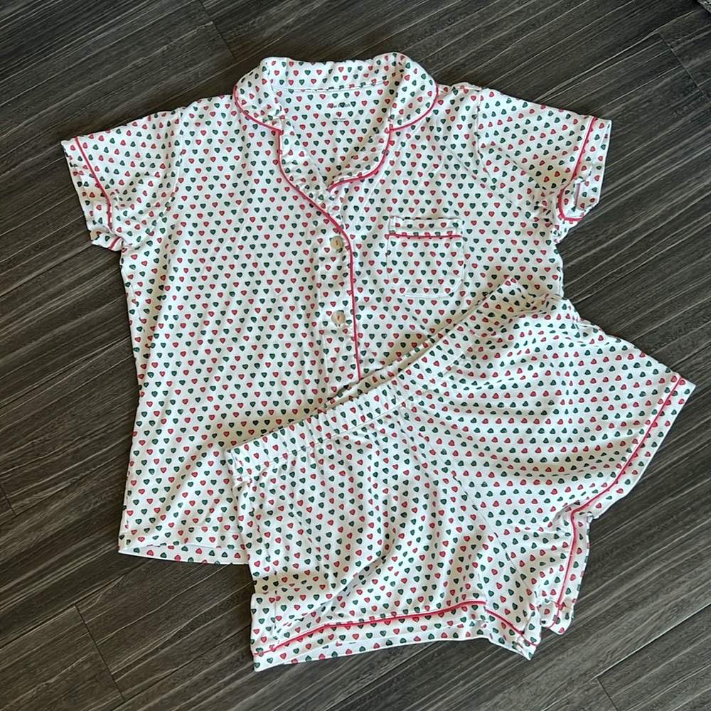 Roller Rabbit Limited Edition Holiday Hearts 2023 Pajama Set